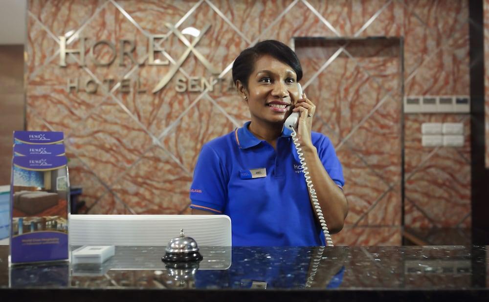 Hotel Horison Express Sentani Jayapura Exterior foto